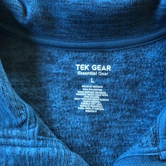 Tech gear women’s size large in beautiful preowned condition - Picture 4 of 5